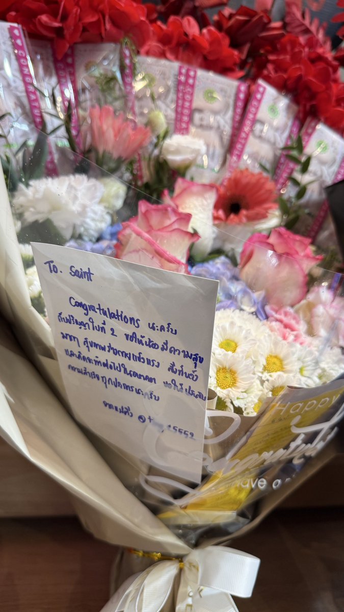ting25552's tweet image. Congratulations นะครับ น้องเซ้นต์ สำหรับปริญญาใบที่ 2  ปริญญาโท เก่งมากๆ ครับ
❤️🎉🌹😊
#Saint_sup 
#เซ้นต์ศุภพงษ์
#ความทรงจำดีๆของติ่งต้อย