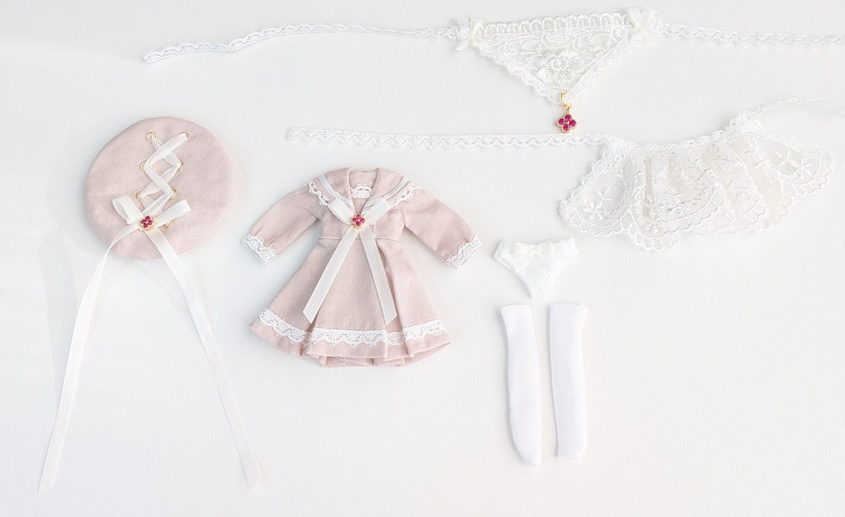 新作🆕✨「【ピコニーモP専用】レースセーラーワンピース」 色は