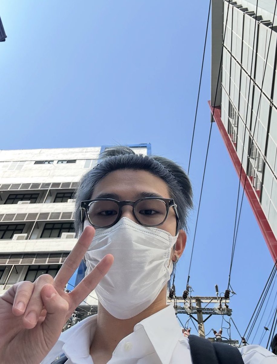 officiallybuu's tweet photo. ลุคไปสอบไทย ชญานนท์ในปี 2026 มาก https://t.co/y6o4pIwejO