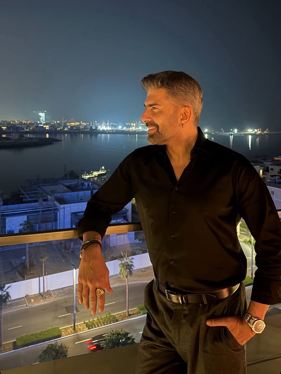 Desde las historias del señor #CenkTorun con nota de despedida de Dubai. “Gracias por tu hospitalidad. @/hyattcentricjumeirahdubai @/ikkadubai“ 

Bonita vista no? 😉… 🫠👌🏼