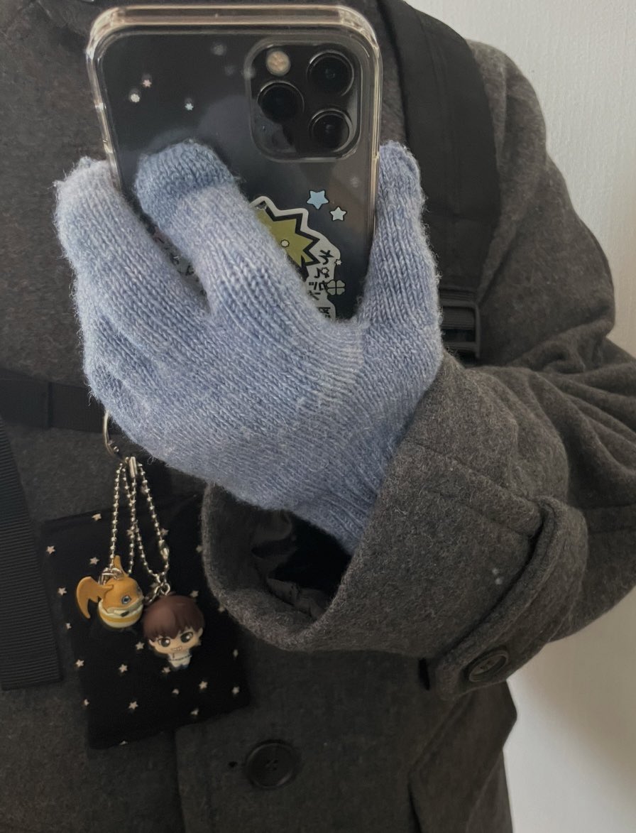 트친 없이 못 살아 🙂‍↕️