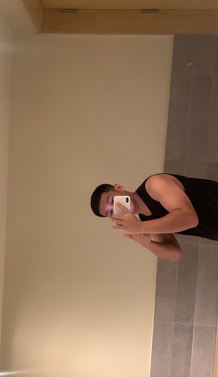 errren_'s tweet image. 