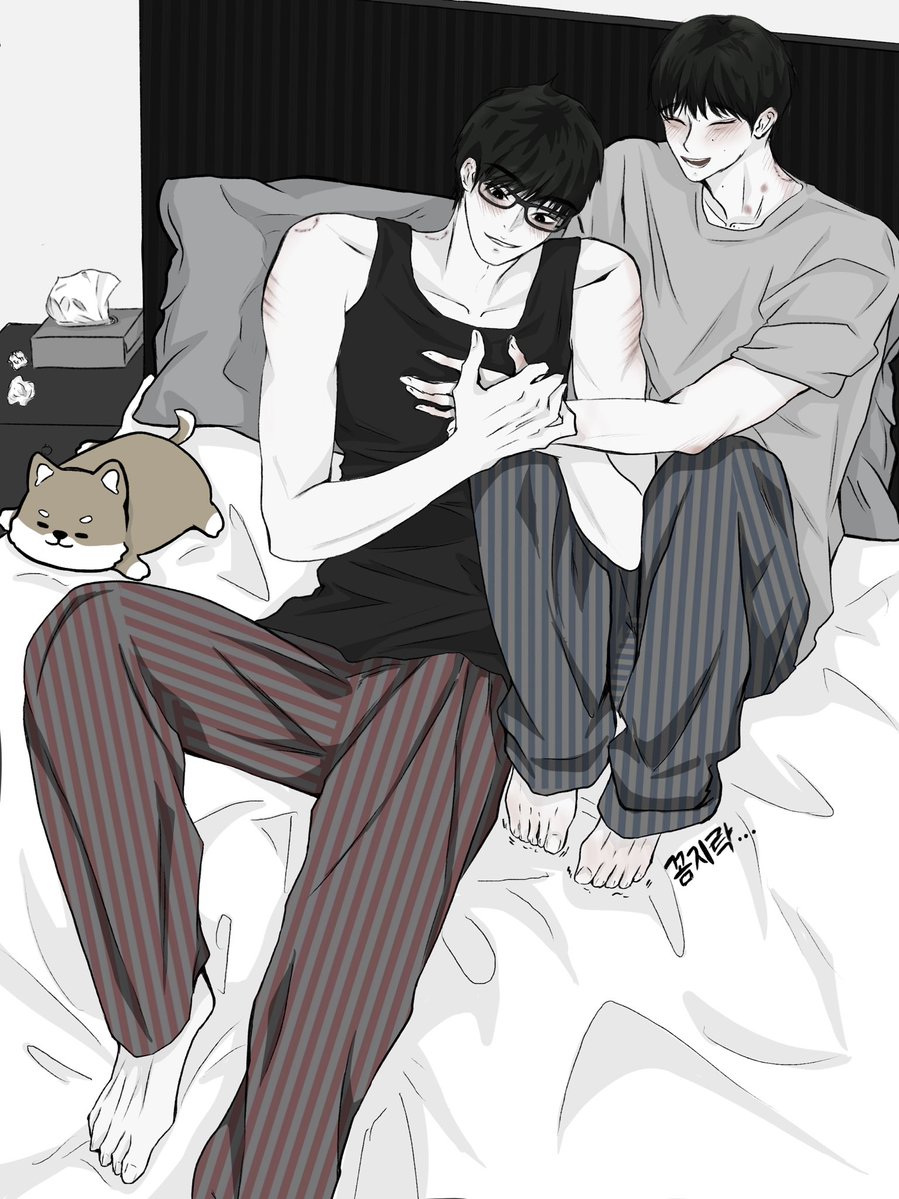 ppwok__'s tweet image. #섷낫 

숙소에서…ㅋ