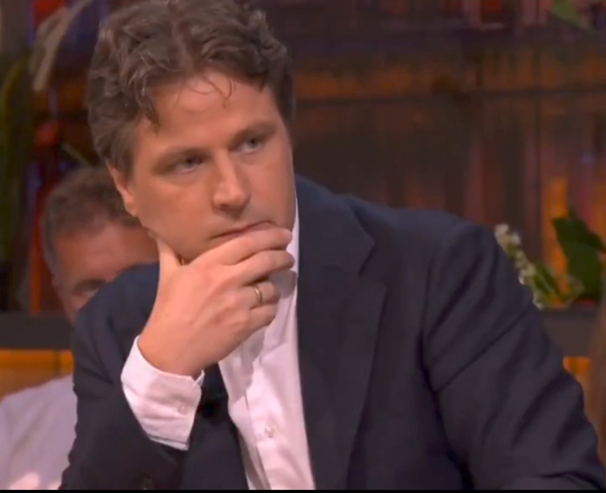 Maar 
Jack wat zeg je nou? 70.000 dat heb ik echt niet gezegt. Deze man van christelijke partij zit gewoon te liegen. We hebben de beelden nog. Wat doe je in vredesnaam ons land aan.Dit is doelbewust alles vernietigen. Onze kinderen opzadelen met kansloze samenleving. Leugenaar!