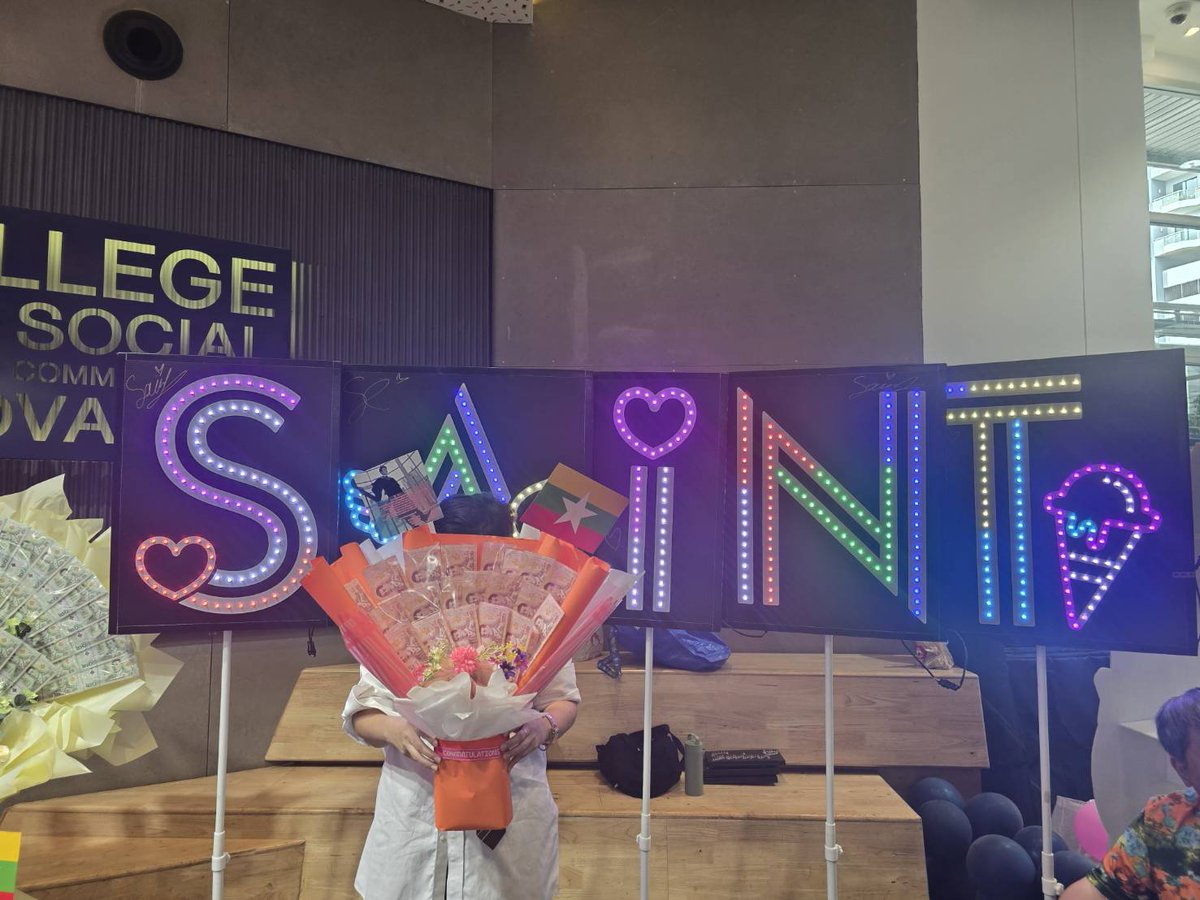 Congratulations Baby Saint 

SAINT MASTER GRADUATION 
#Saint_sup #MingEr
#SAINTMASTERGRADUATION
