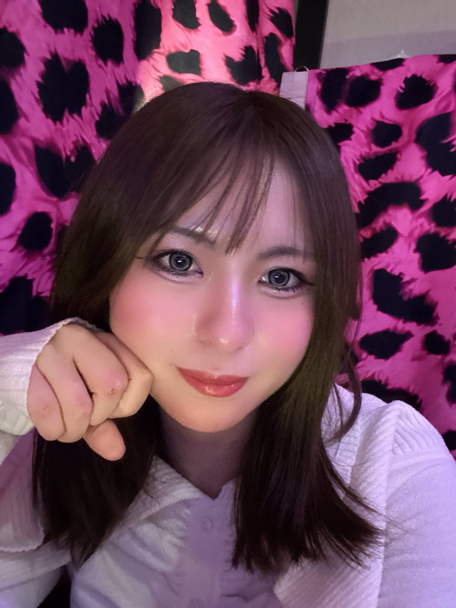 galcafetenjin's tweet photo. きょうも19-22時の短縮営業❗️

だから早めに会いにきてね💕

りり　@maBRTXxbwa98672 
るか　@xIytwTXtvD44917 

#福岡　#天神　#今泉　#コンカフェ　#ギャルカフェ　#自撮り界隈 https://t.co/6jz1SPY6Rb