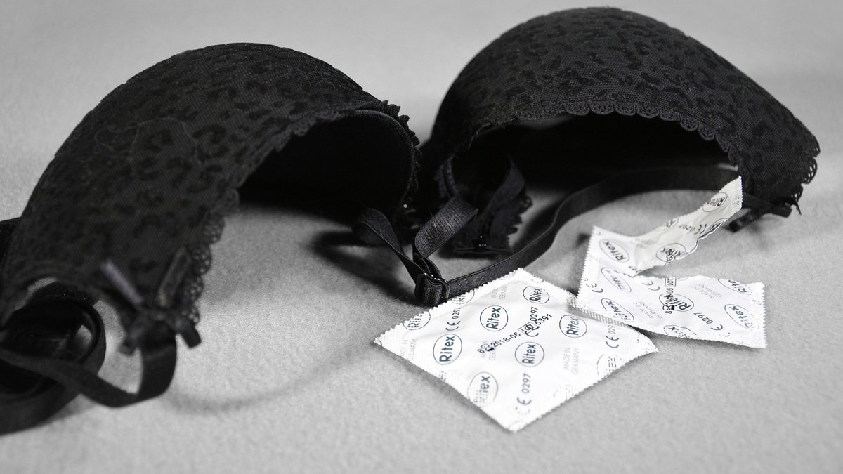 Interventieteam treft illegale sekswerkers en drugs in woning Vlijmen