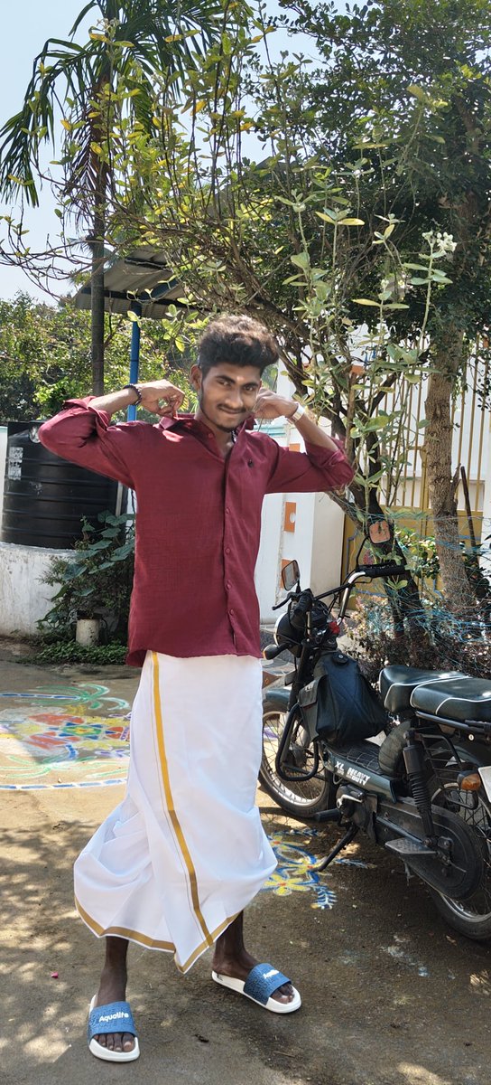 __its_sd's tweet photo. அனைவருக்கும் இனிய பொங்கல் நல்வாழ்த்துக்கள்! 🌾🌞🔥♥️
#HappyPongal #HappyPongal2026 #Ponga #Festival https://t.co/CqMaGAK5sD