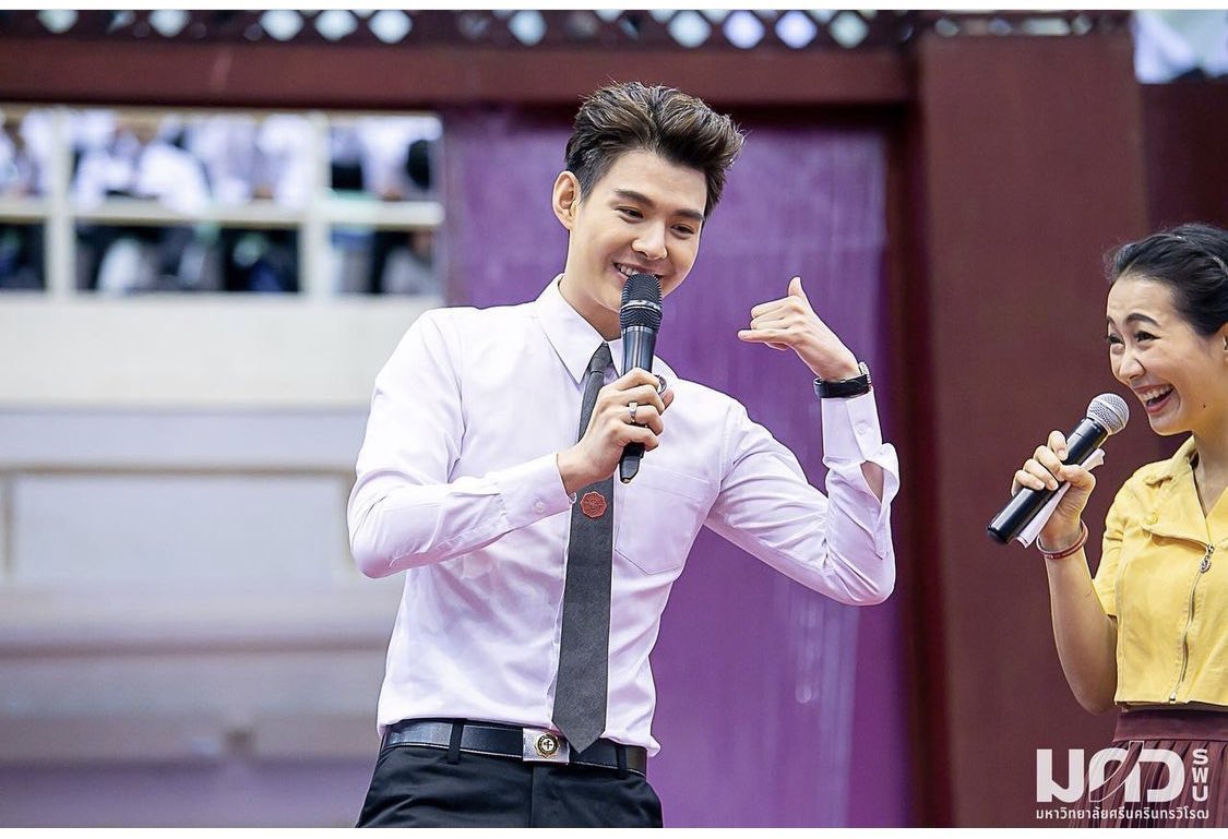 namnoon's tweet image. โท - ตรี - นิสิต
รอเรียนต่อปริญญาเอกนะ 

ยินดีด้วยมากๆเลย เซ้นต์ 
@Saint_sup #saint_sup
 #เซ้นต์จบปริญญาโทแล้วครับ