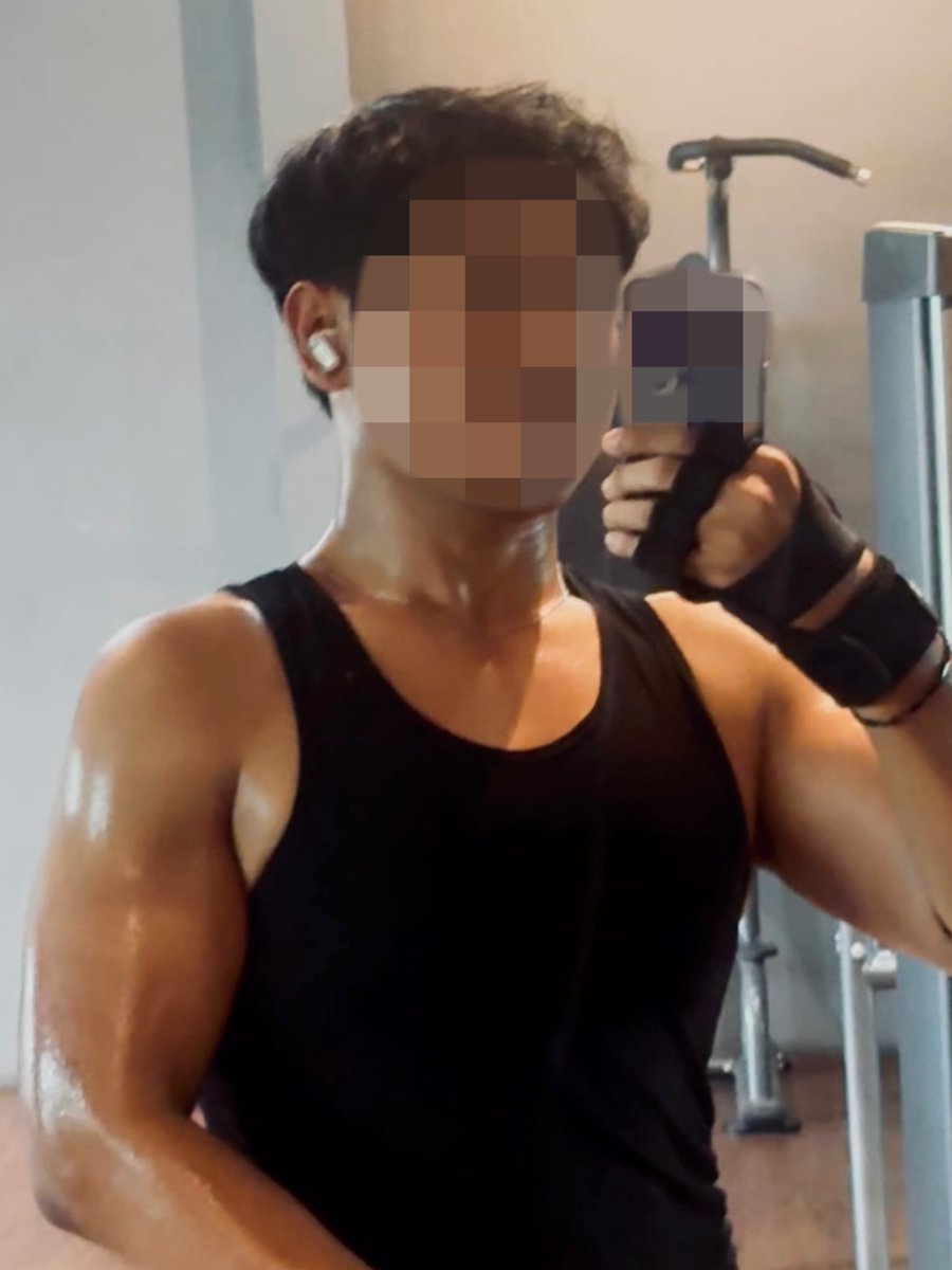 hyperkarry's tweet image. Someone just told me I am like a glazing donuts.