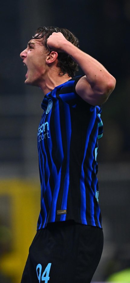SergioBrigante's tweet photo. 💪🏻🖤💙 https://t.co/R4QLOLpKQs