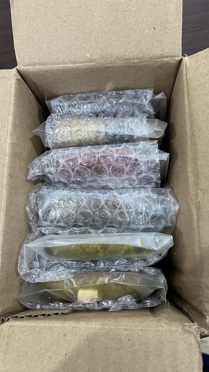 amor /•᷅•᷄\੭ tweet media