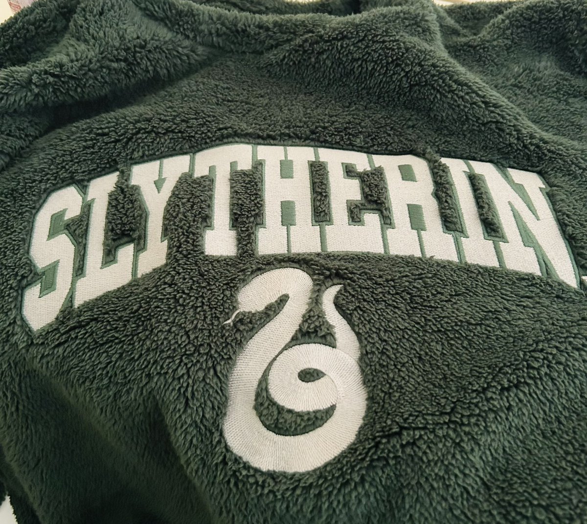 SLAN331's tweet image. 病院🏥だとこの上下暑い😁
ゲンガーパジャマにしとけば良かった！