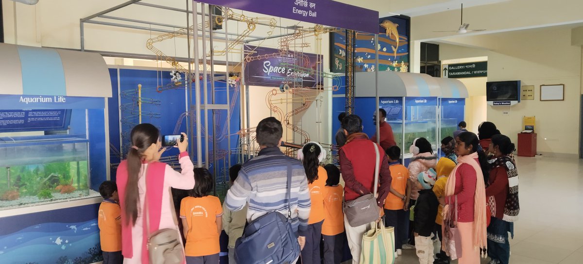 DscBardhaman's tweet image. Curiosity in every smile!
Young minds exploring, learning, and having loads of fun at @DscBardhaman  a unit of @ncsm_goi @MinOfCultureGoI  
Where science comes alive and curiosity turns into discovery! 👧🧒
#BardhamanScienceCentre #LearningThroughFun #YoungExplorers #ScienceIsFun