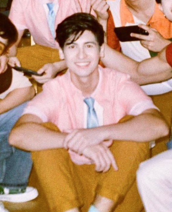 ashdresfiles's tweet image. hello a(dhie) &amp;lt;3