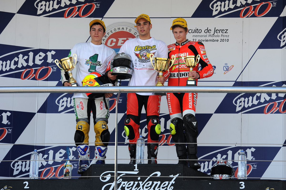 motojuniorwc's tweet image. 🔙 #TBT Maverick Viñales was crowned champion in the #MotoJunior paddock back in 2010, before making the step up to the World Championship 🏆🎯

#RoadToMotoGP🏁