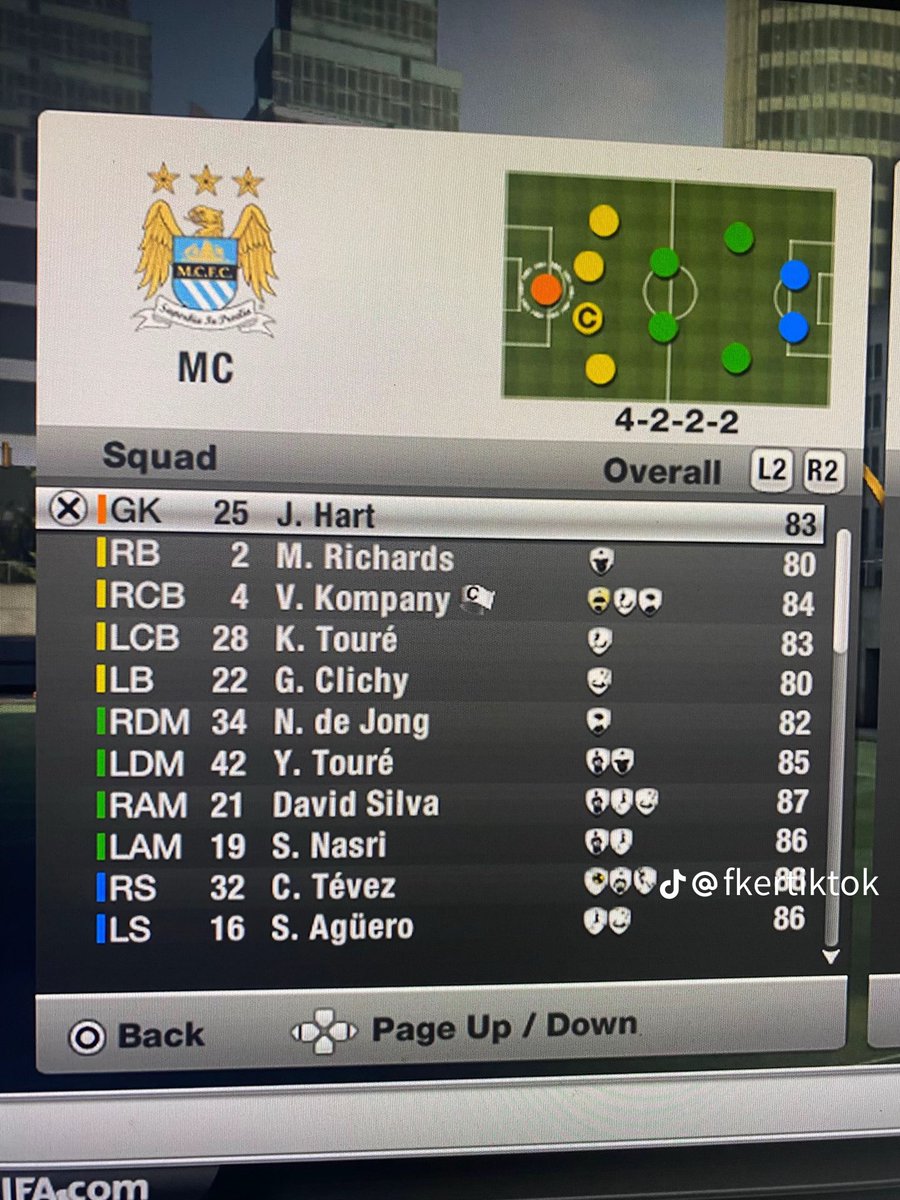 ultimatefootycomps tweet media