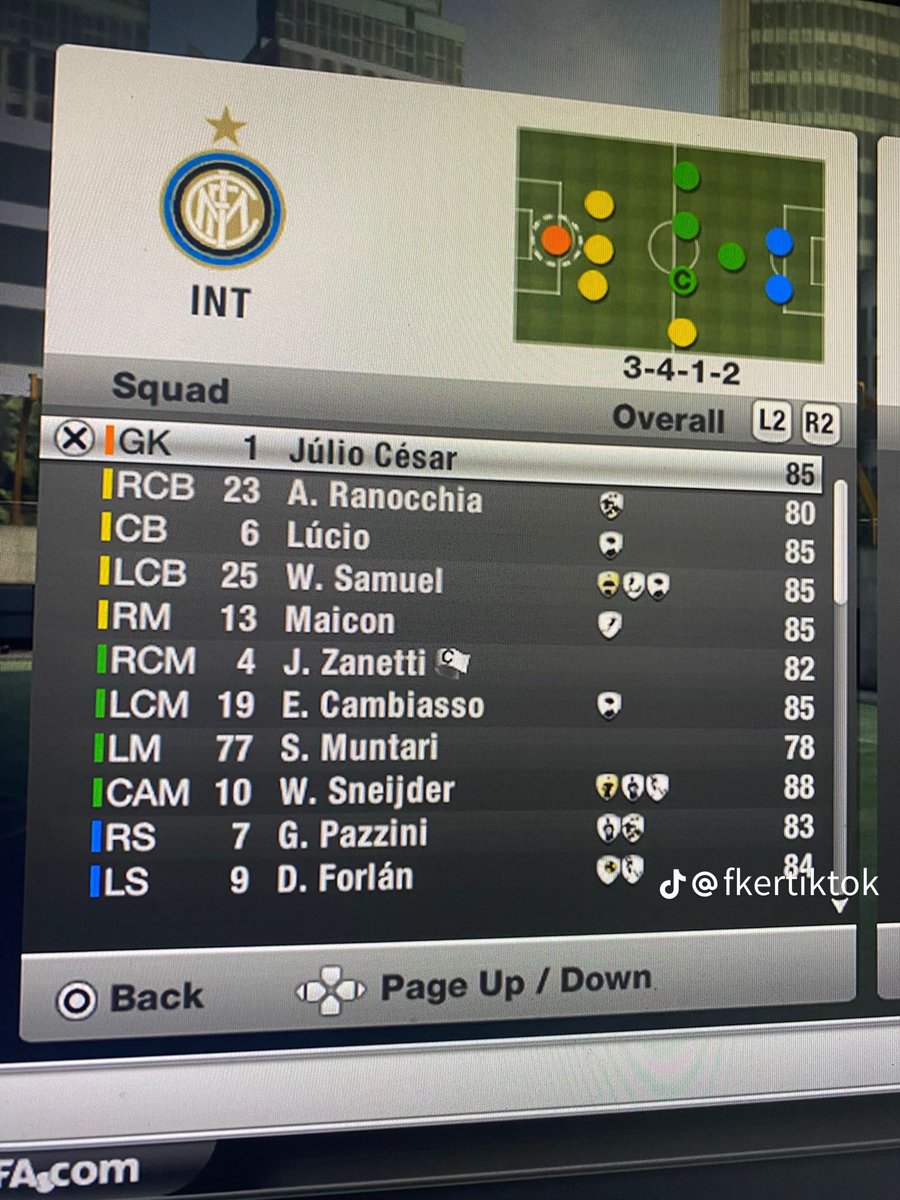 ultimatefootycomps tweet media