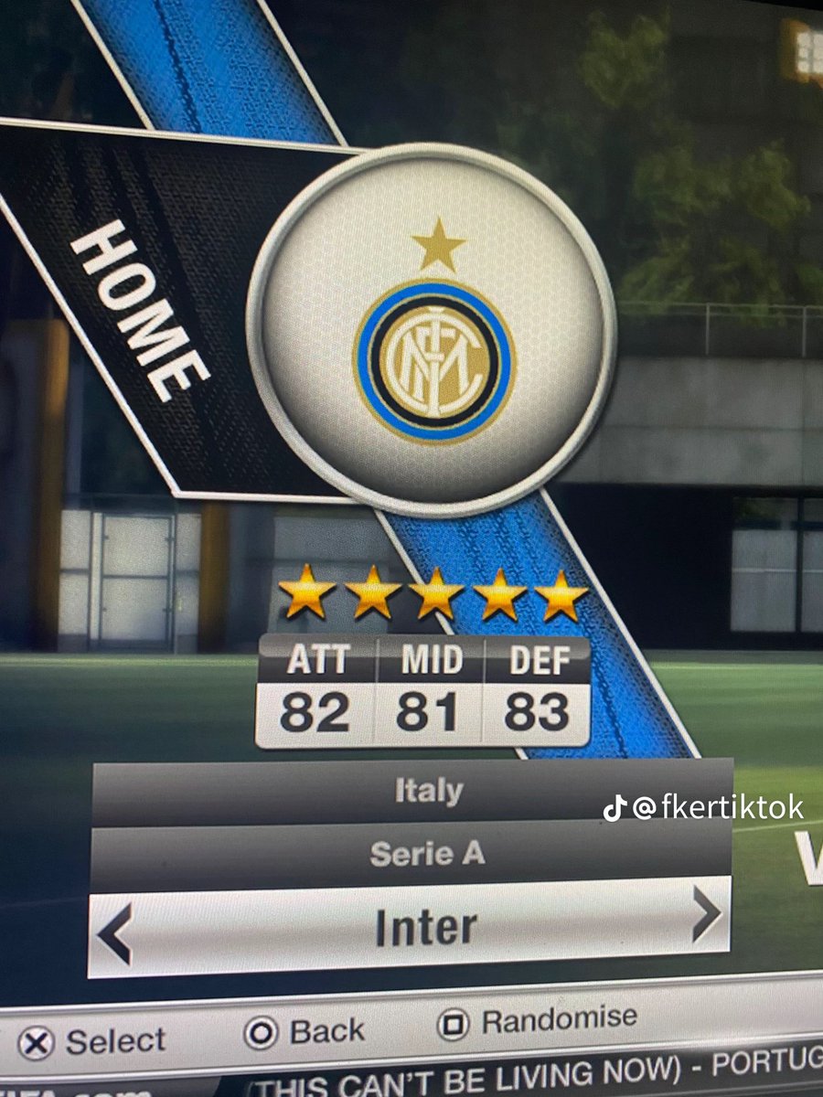 ultimatefootycomps tweet media