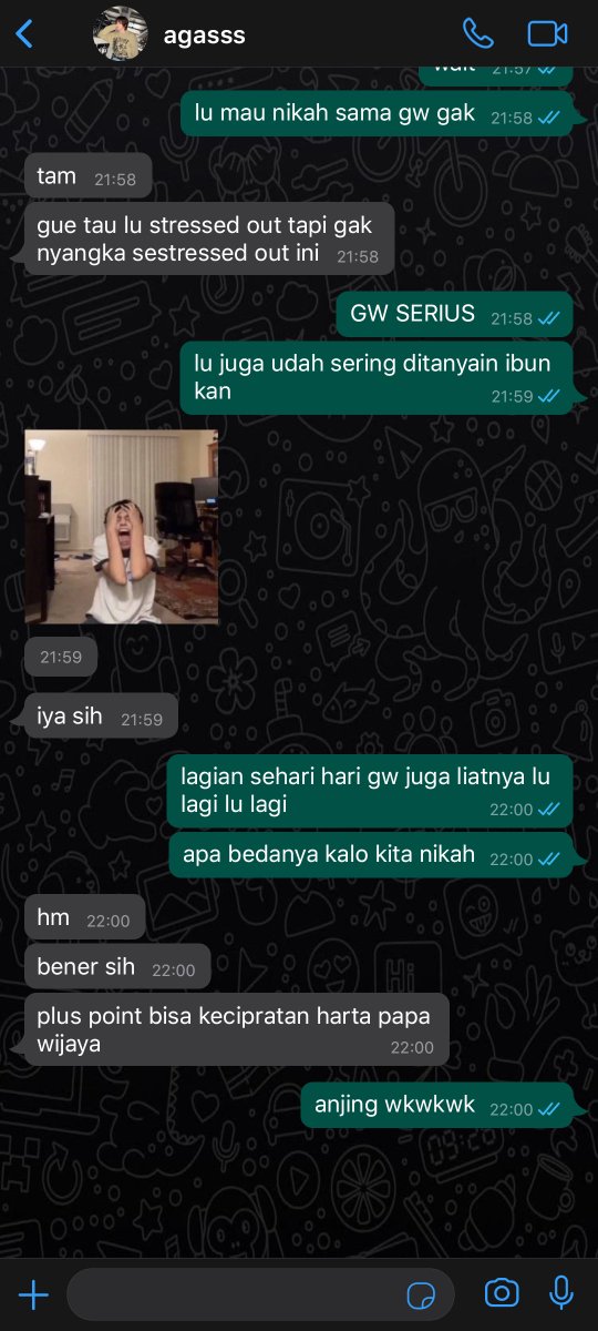 labyrieth's tweet image. sungring three tweets au ; ways to get away from your father's endless arranged date setups : just marry your very own best friend