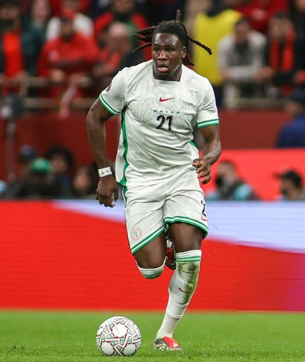 VictorEsquire's tweet photo. Dear @LFC , please get us @CalvinBassey in this January transfer window from @FulhamFC .

He would perfectly toughen our defense line. His tactical ability is great. He is passionate and humble. 
Senegal Morocco Ghana Chukwueze Calvin Bassey https://t.co/kbhs6omKfV