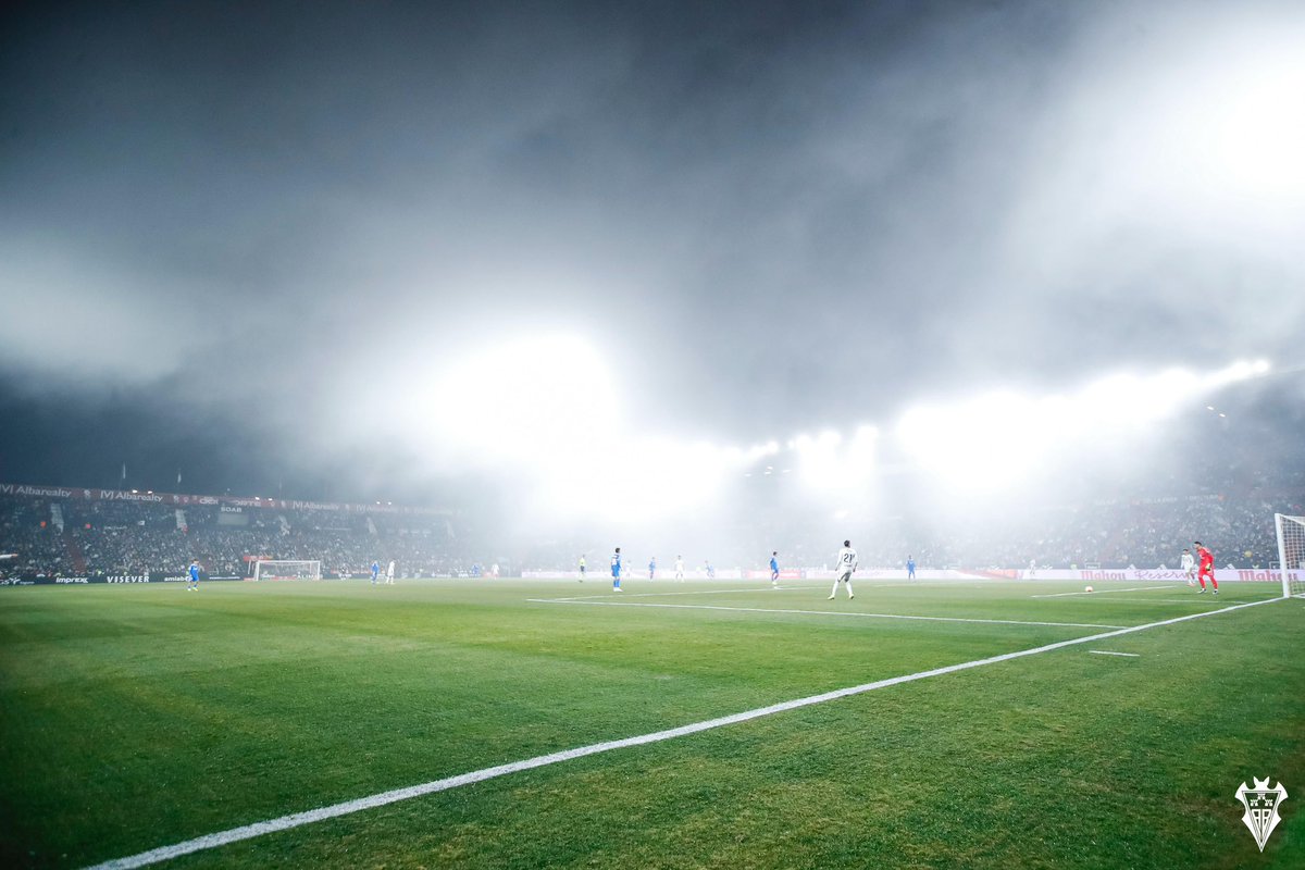 Tras una espesa niebla, el sol brilla aún más radiante 🤍

#AúpaAlba