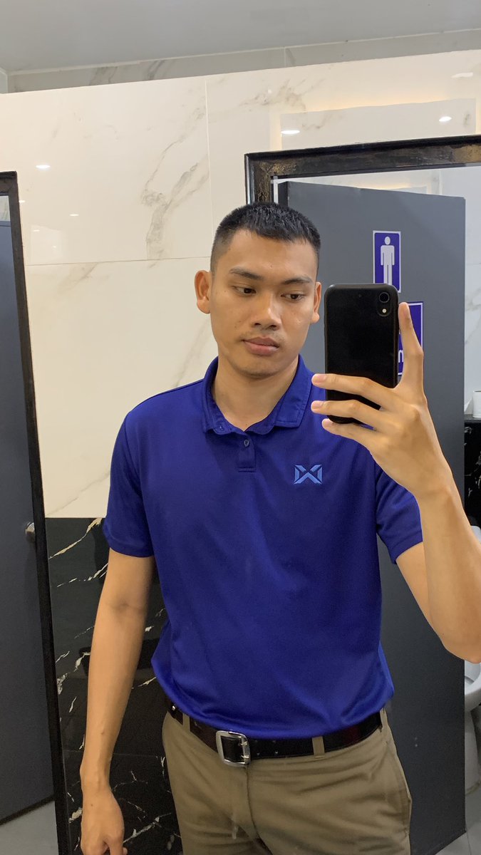 จักสิเอาแฮงใดไปสู้ต่อ มื้อแลงมาหาแหน่อยากมีแฮง 😆 #หัวเกรียน #โสด