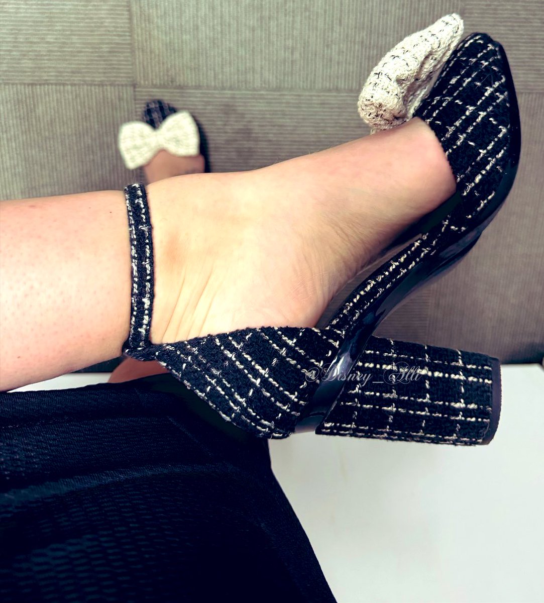 Some new <a href="/PashionFootwear/">Pashion Footwear</a> tonight #shoes #shoefie #shoesoftheday #sotd #outfitoftheday #ootd #highheeledshoes #pumps #highheellife #highheellover #highheeladdict #shoelover #shoefreak #shoeporn #shoewhore #shoeaddict #shoeaholic #shoeaddiction #heelsporn #heels #showoff