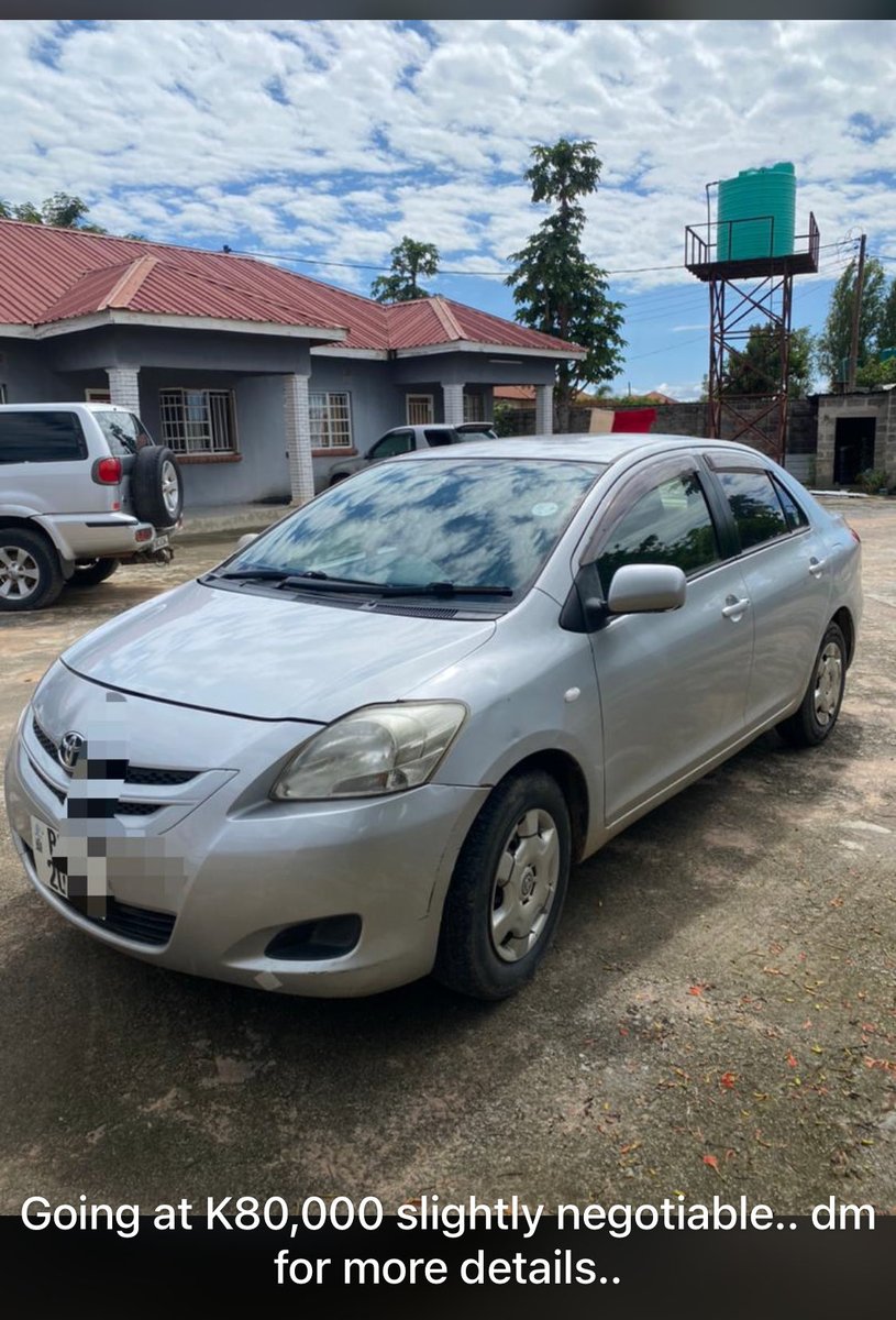 Lukaki5's tweet photo. Going at k80,000 . Slightly negotiable. Dm or call 0973531076 for more details. https://t.co/hNm5s2QXwA
