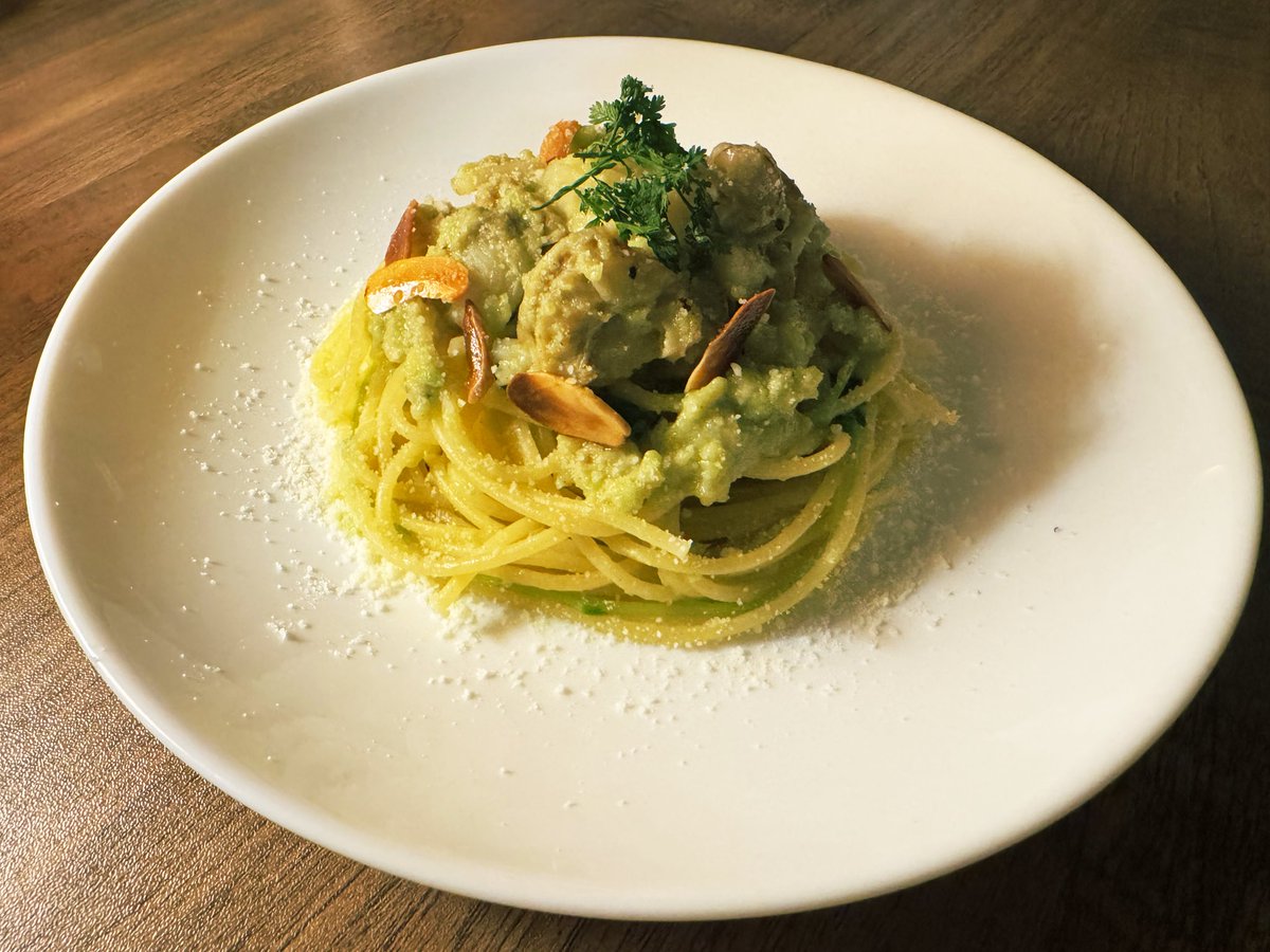 3y3s000's tweet photo. 俺のイタリアン🍝

ホタテとアーモンドの
アボカド豆乳クリームソースパスタ🇮🇹

絶品👍🏻
Buono！

#パスタ
#イタリアン https://t.co/sFp9dmGhMH