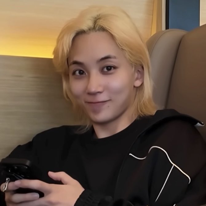 DearHani2's tweet image. 내 말랑 두쫑쿠가 여기 있는데 사먹을 이유 🙅🏻‍♀️ …