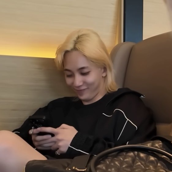 DearHani2's tweet image. 내 말랑 두쫑쿠가 여기 있는데 사먹을 이유 🙅🏻‍♀️ …