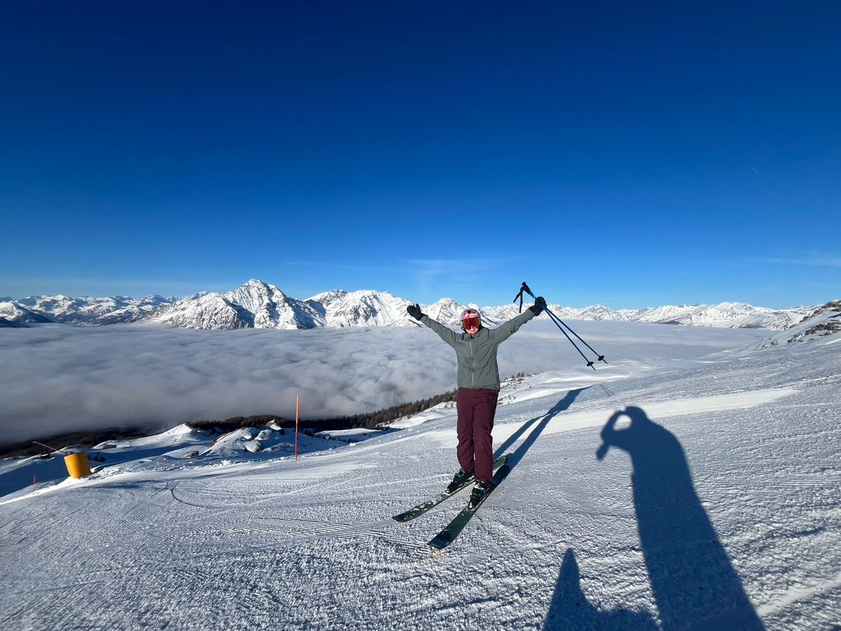 activ4's tweet photo. Learning looks a little different in the Alps ⛷️
A moment from Mulberry Academy enjoying outstanding weather conditions on their school ski trip to Sestriere 😎
#SchoolSkiTrips #OutdoorLearning #BeyondTheClassroom https://t.co/A9jmvrQDBT