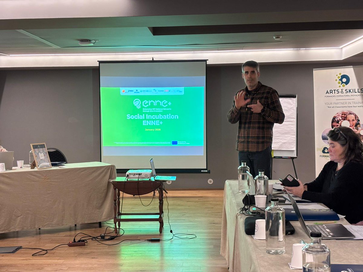 fp_empresa's tweet photo. 📍FPEmpresa participa en el TPM de ENNEPlus en Guimarães los días 14 y 15 de enero.
👉Ayer se trabajó en el avance del Social Incubation Programme y los Eco-Digithons.
👏Hoy tendrán lugar sesiones de mentorización, CoP y definir los próximos pasos.
#ENNEPlus #ErasmusPlus #VET https://t.co/VoGPF2A9JF