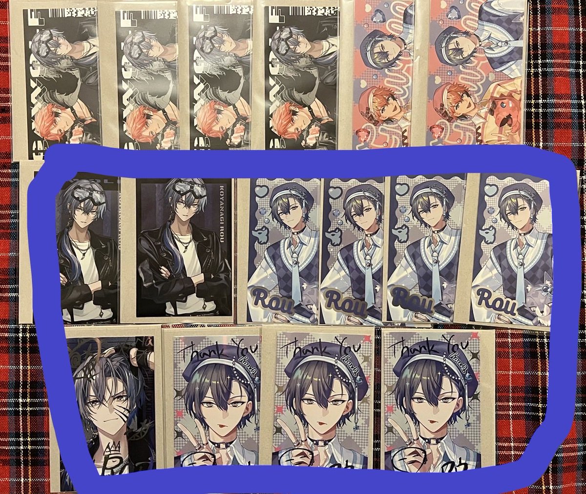 UwqOk's tweet photo. @RR_212_RR 初めまして、検索より失礼いたします。
画像のものを所持しているのですが、枠内で囲ってあるものと10:10で交換していただくことは可能でしょうか？
N⇆N、R⇆Rでの交換希望のため、Rはお好きな組み合わせにしていただけますと幸いです。
ご検討よろしくお願いいたします。 https://t.co/72v8XwQjmr