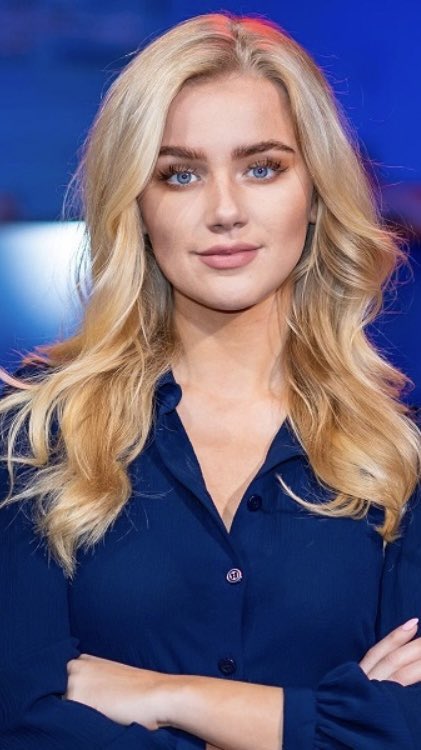 Albertopugilat's tweet image. Puede ir a Reino Unido         No puede.                                
              ✅                                         🚫