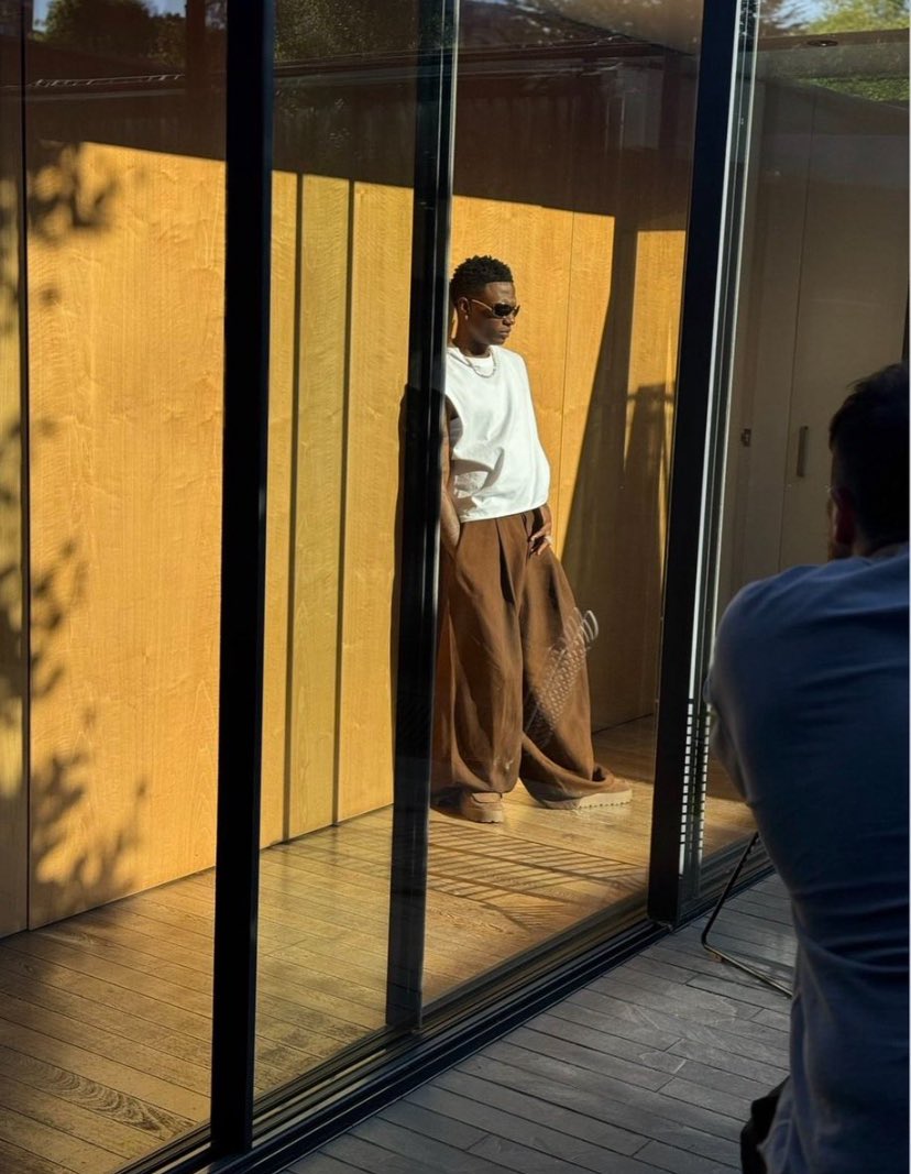 wizkidgirlie's tweet image. Nobody give me joy pass my idolo I too love that man ❤️🥹