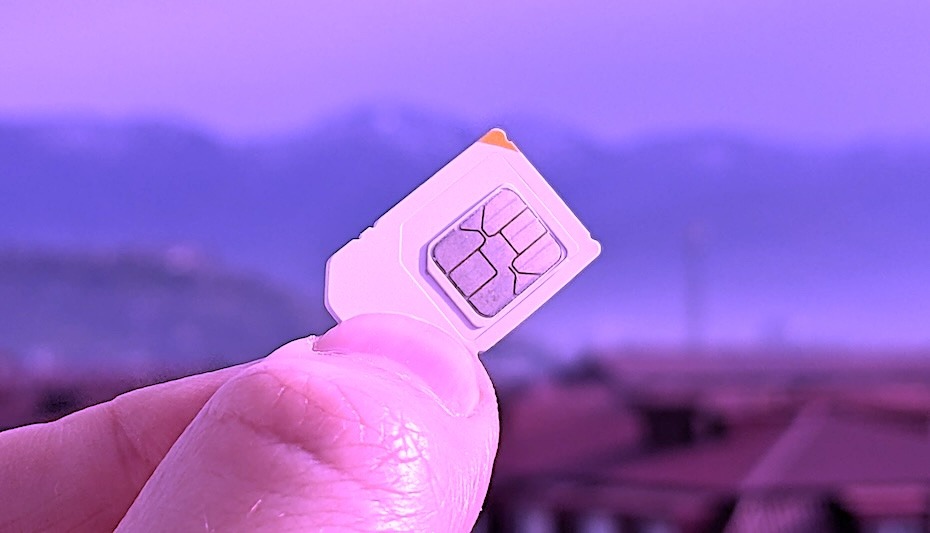 iguides_ru's tweet image. Власти РФ готовят новые ограничения для SIM-карт

Новый законопроект вводит уголовную ответственность за отсутствие IMEI в договоре на SIM-карту. То есть, продавец номера должен будет проверить, в каком устройстве будет использоваться симка и внести его уникальный номер в…