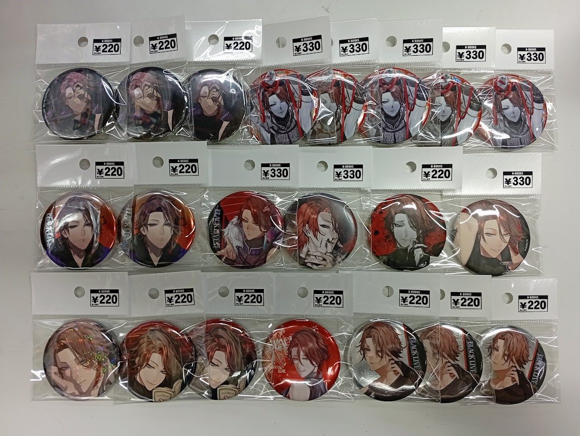 入荷情報】 『ブラックスター』 ❤️柘榴❤️ 缶バッジを始め、小物