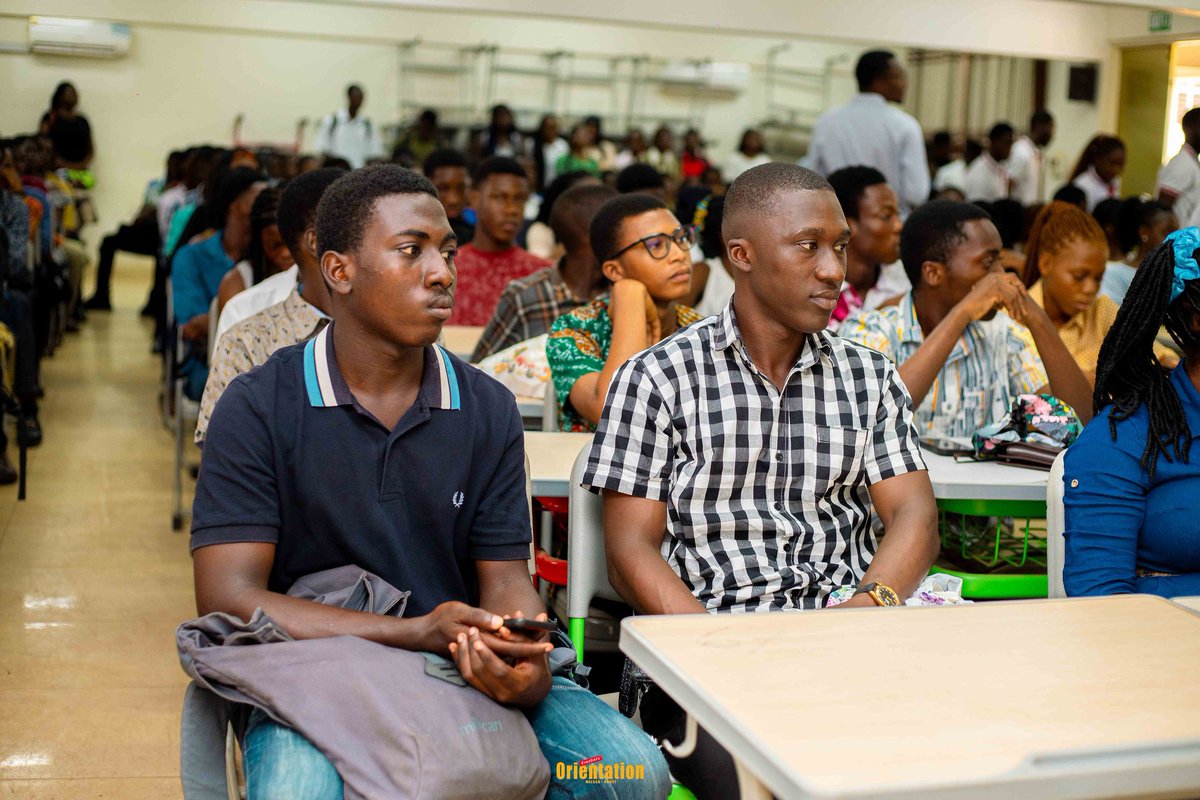 Official_SamJnr's tweet photo. Orientation β
Weβve officially welcomed a new generation into our community. A generation we will mentor, support, and challenge to become excellent professionals and people of impact.
Welcome to #beyondlimts π
SJ https://t.co/ulwdyCk9UE