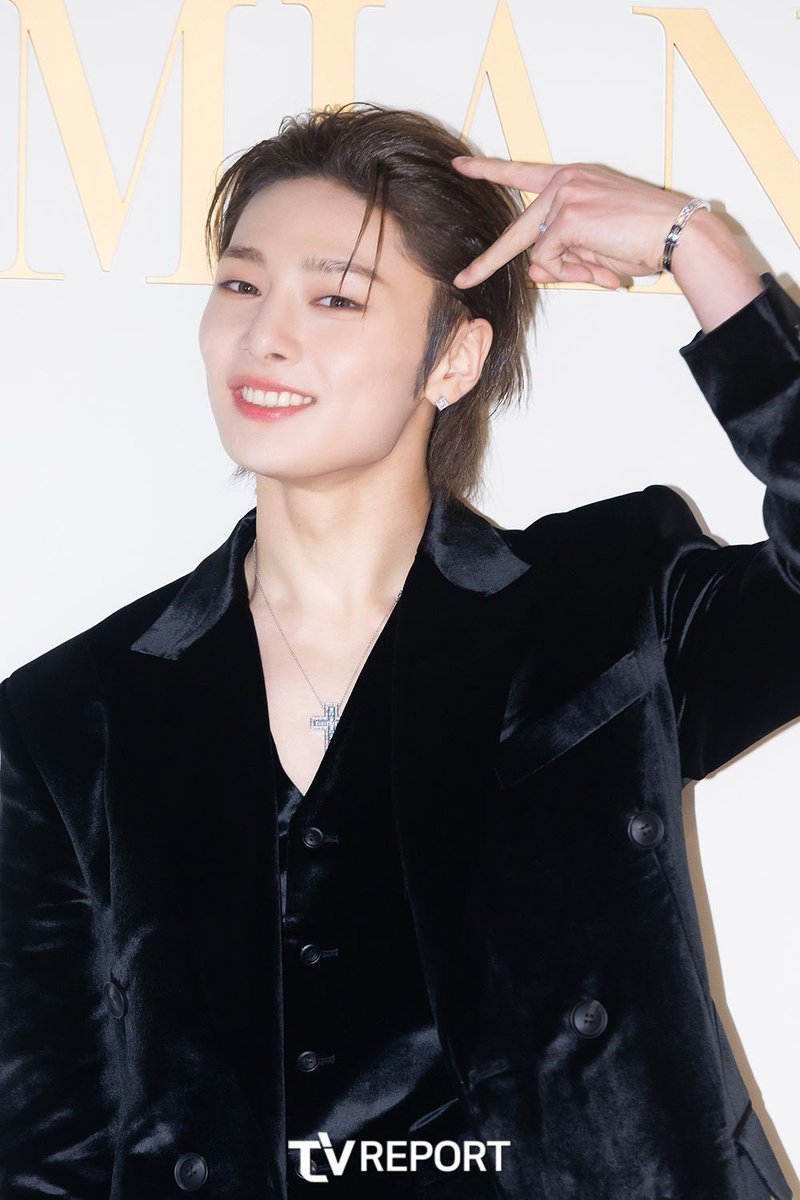 260115 다미아니 기사사진

#I_NxDAMIANI #아이엔