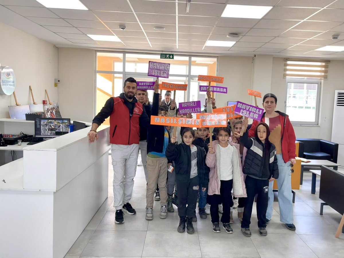Miraç Kandilimiz mübarek olsun. 5 eylül ilkokulu öğrencileriyle Milletimize ve tüm insanlığa hayırlar getirmesini temenni ediyoruz.🤲😊
#mirackandili
