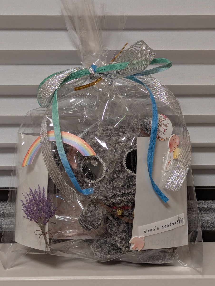 あみぐるみ作家ひろんさん<a href="/hiron_handmade/">hiron(ひろん)※〜Healingurumi〜ヒーリンぐるみ※和みや癒やしをお届け🍀</a> が生み出した『くろまめ君』到着🏠
来月誕生日の旦那様へ🎁
旦那の実家は幼き頃ずっと猫が居たお家🐈‍⬛未だに『猫飼いたい』と言うぐらい猫好き😆
ひろんさんの優しさが沢山詰まった🎁喜んでくれるかな🤭
ひろんさんありがとうございました😊🙏❤️
＃開封は来月