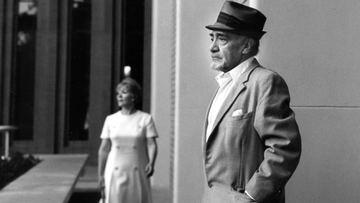 ProfesorJonk's tweet photo. "¡Qué pequeñas son mis manos en relación con todo lo que la vida ha querido darme!".
Ramón J. Sender.
Uno de los principales novelistas de la literatura española en el exilio.
#Efemeride #RamonJSender #literatura https://t.co/lzyvcqex5g