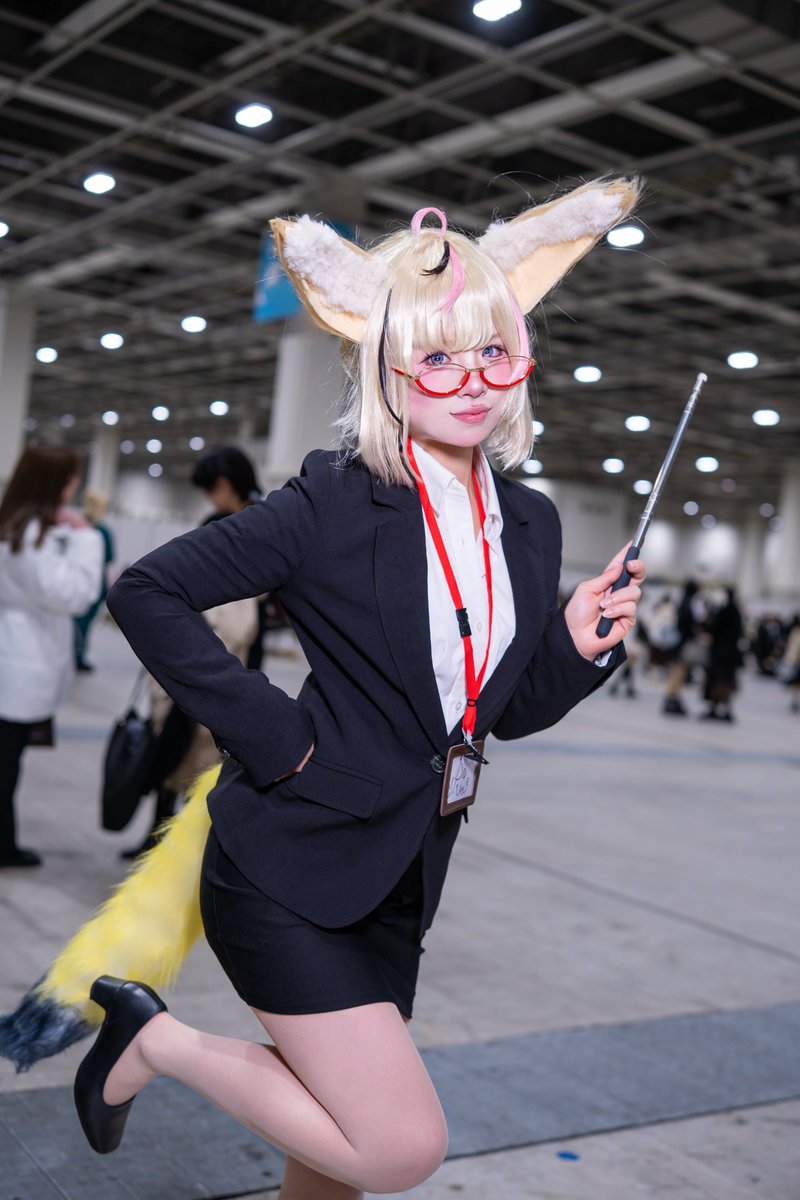 ホロライブ　不知火建設社員総会
副社長　尾丸ポルカ
#SUPERCOMICCITY関西31