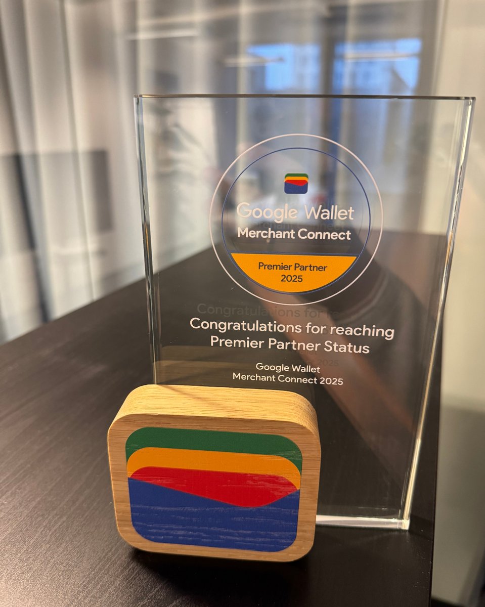 Passcreator's tweet image. A small package, a big boost to end 2025. 🤩

Thanks to the @Google  team for the surprise!

It’s a great reminder of what drives us at Passcreator:
fast Wallet execution, solid tech, and privacy‑first solutions.
Onward to impactful launches in 2026! 🚀
#Passcreator #GoogleWallet