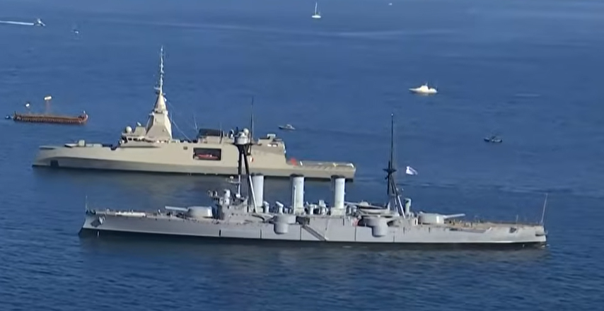 HelMilPhotos's tweet image. Δέος