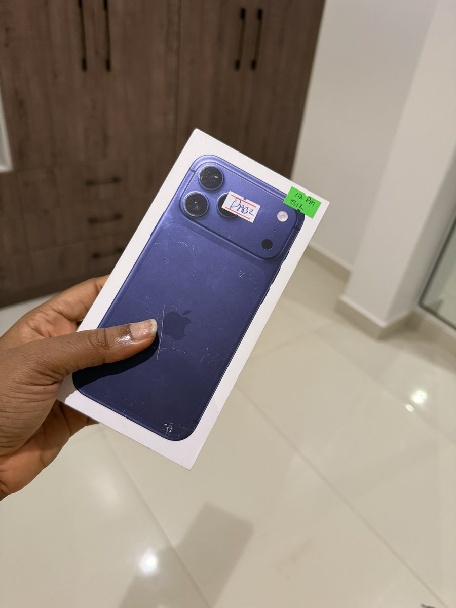 Paula ✦ Content Marketer tweet media