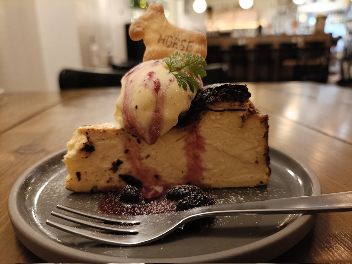 ymdhtt's tweet image. サルサバーガー × ブルックリンラガーで優勝。〆はベイクドチーズケーキと自家製生レモンサワーで
モバイルオーダー使いやすいし決済もスマホでサクサクでストレスフリー
むつ市ANARCHY STEAK CLUBさん、おすすめです！