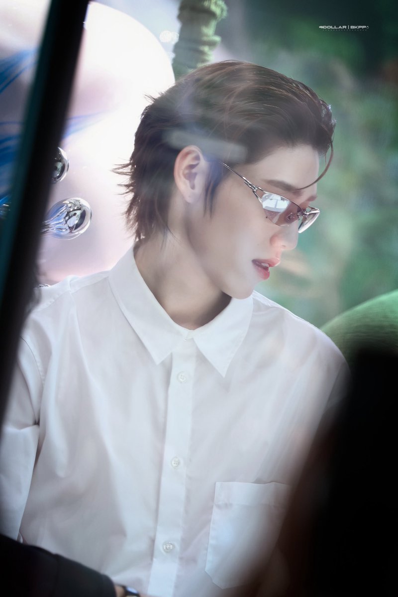 20260115｜PPKRIT X GENTLE MONSTER

😯😯😯

#GentleMonsterxPP
#GENTLEMONSTER #GENTLEMONSTER_BOUQUETCOLLECTION
#PPKritt